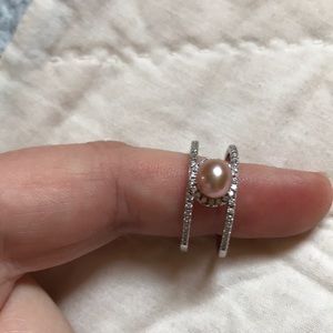 Absolutely beautiful ring